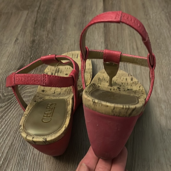 Bright Pink Chaps Wedge Thong Sandals size 7 - Picture 5 of 6